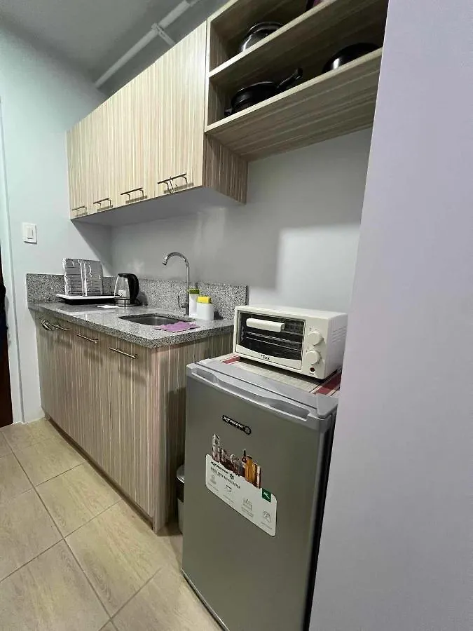 Iza'S Studio Apartment Manila Filipinas