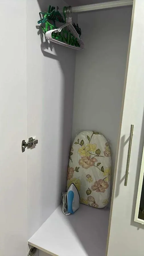 Iza'S Studio Apartment Manila